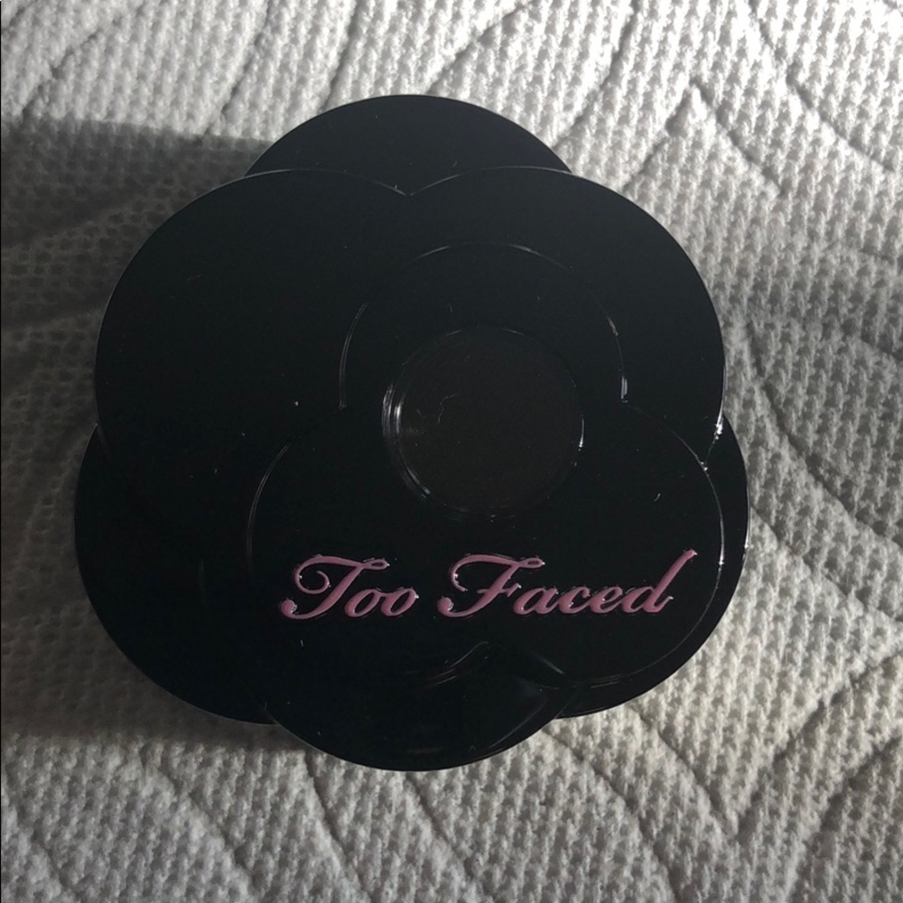 Eye shadow - Picture 2 of 4